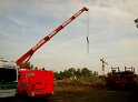 LKW faehrt in den Rhein Langel Hitdorf Faehre P304